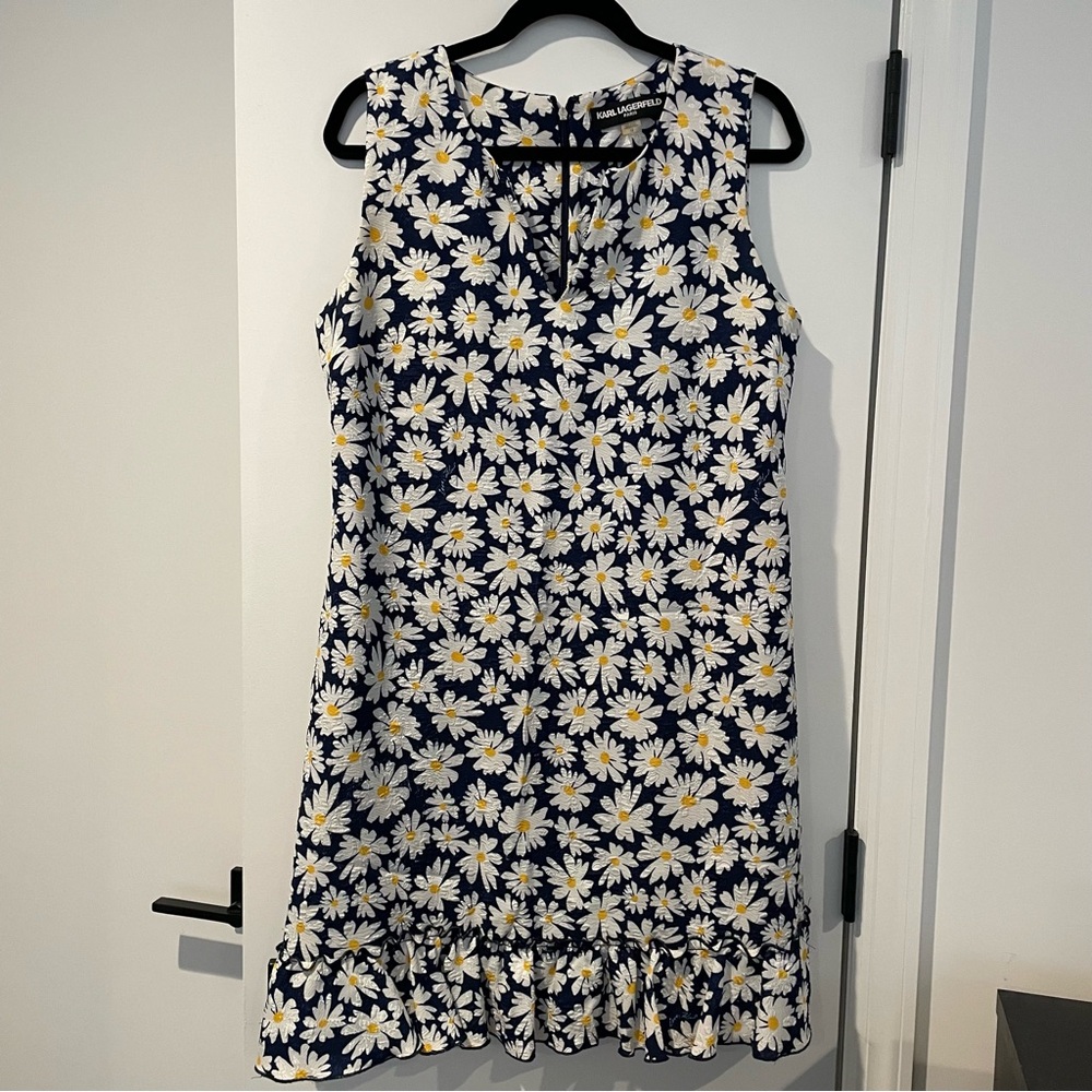 Floral Sleeveless Dress - Navy and White